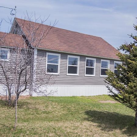 Family Ties Vacation Home - Hopkins House Twillingate Esterno foto
